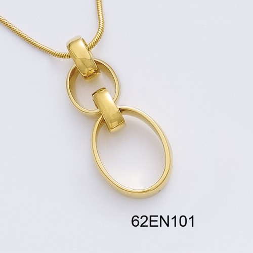 18K Gold Plated Interlocking Oval Link Pendant